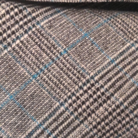 Amazon, Medium, Grey - Picture 3 of 3